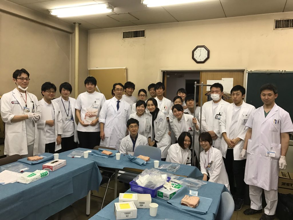 縫合実習の様子